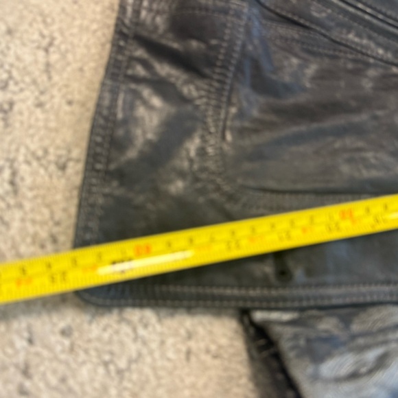 Danier NWT XS OVERSIZED deep brown Leather Jacket with Buckle Accents - Picture 16 of 16